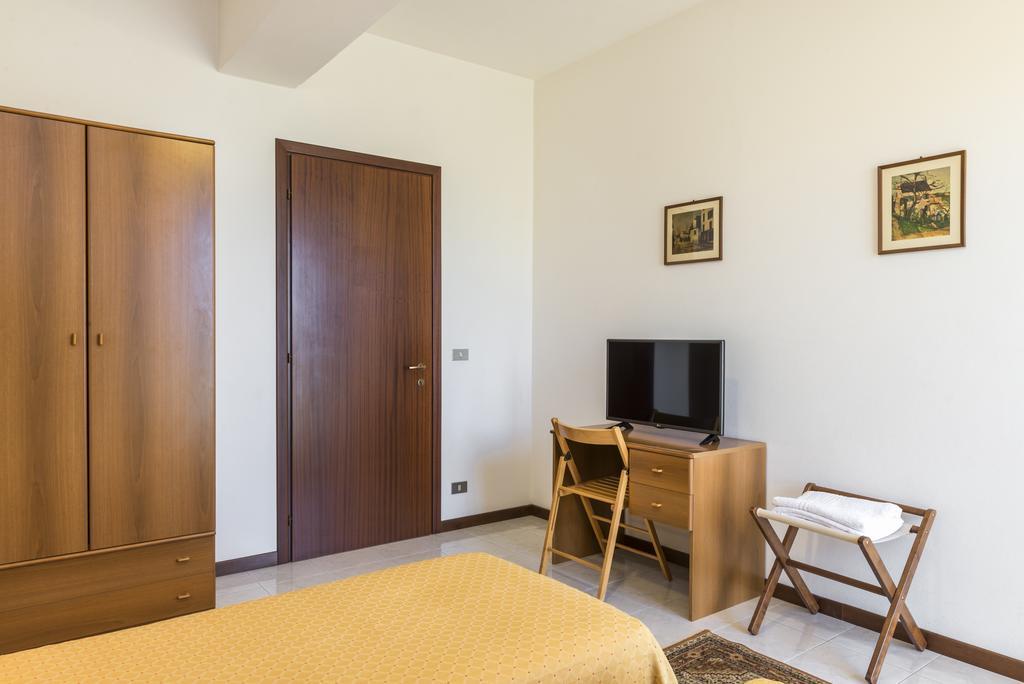 Hotel Cristina San Rocco di Piegara Luaran gambar
