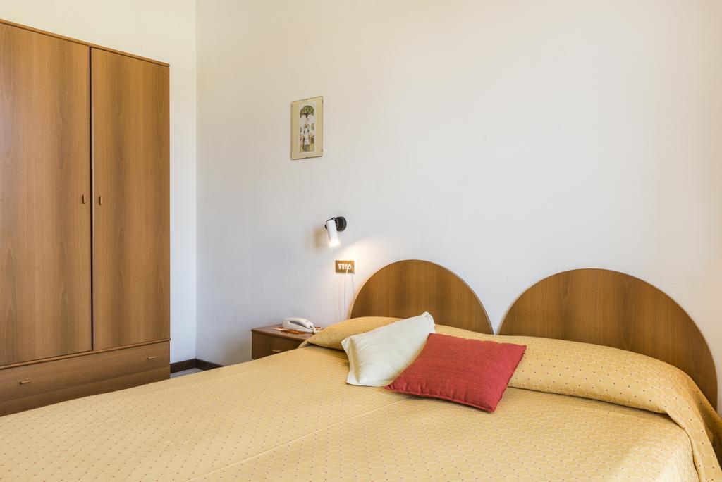 Hotel Cristina San Rocco di Piegara Luaran gambar
