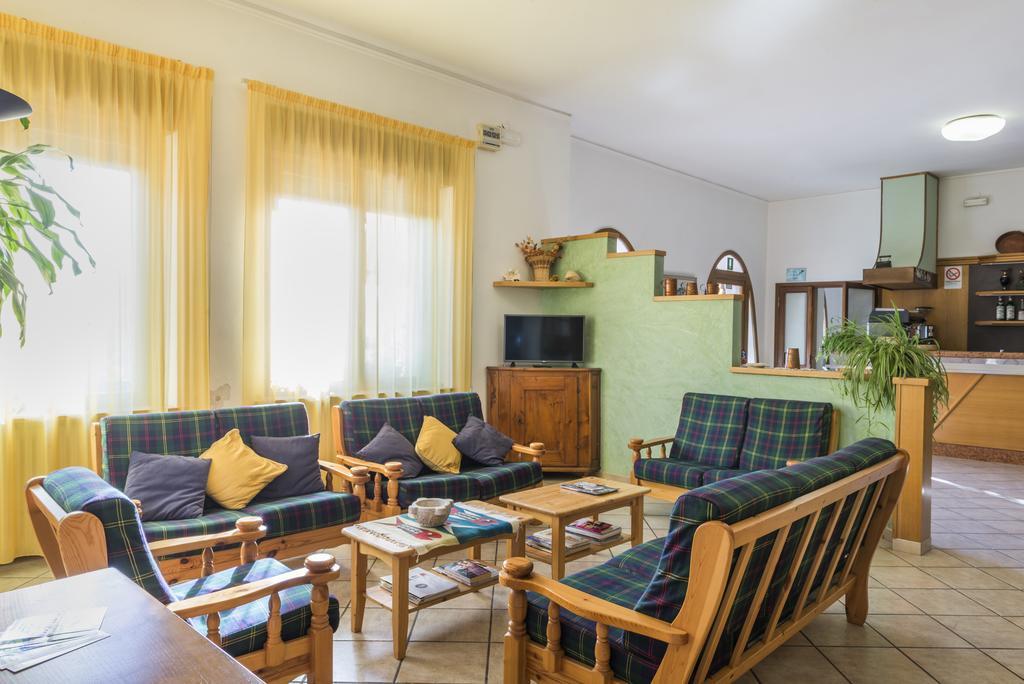 Hotel Cristina San Rocco di Piegara Luaran gambar